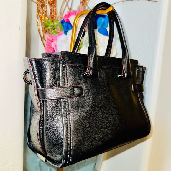 Coach 2016 Swagger 27 Canyon Quilt Denim Patchwork 2-way bag Pebble Leather- EUC - Picture 14 of 16